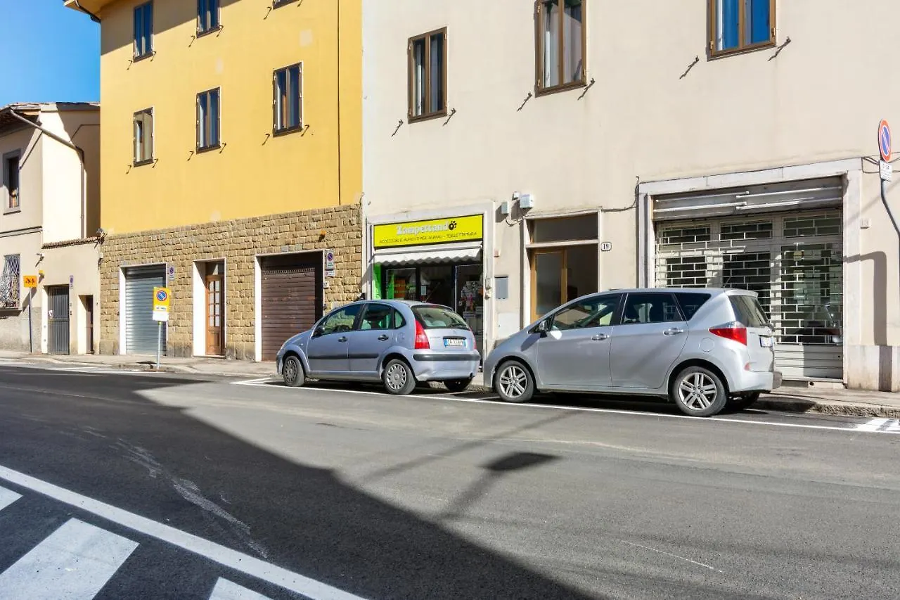 Arno River Bright Apartment Florencie